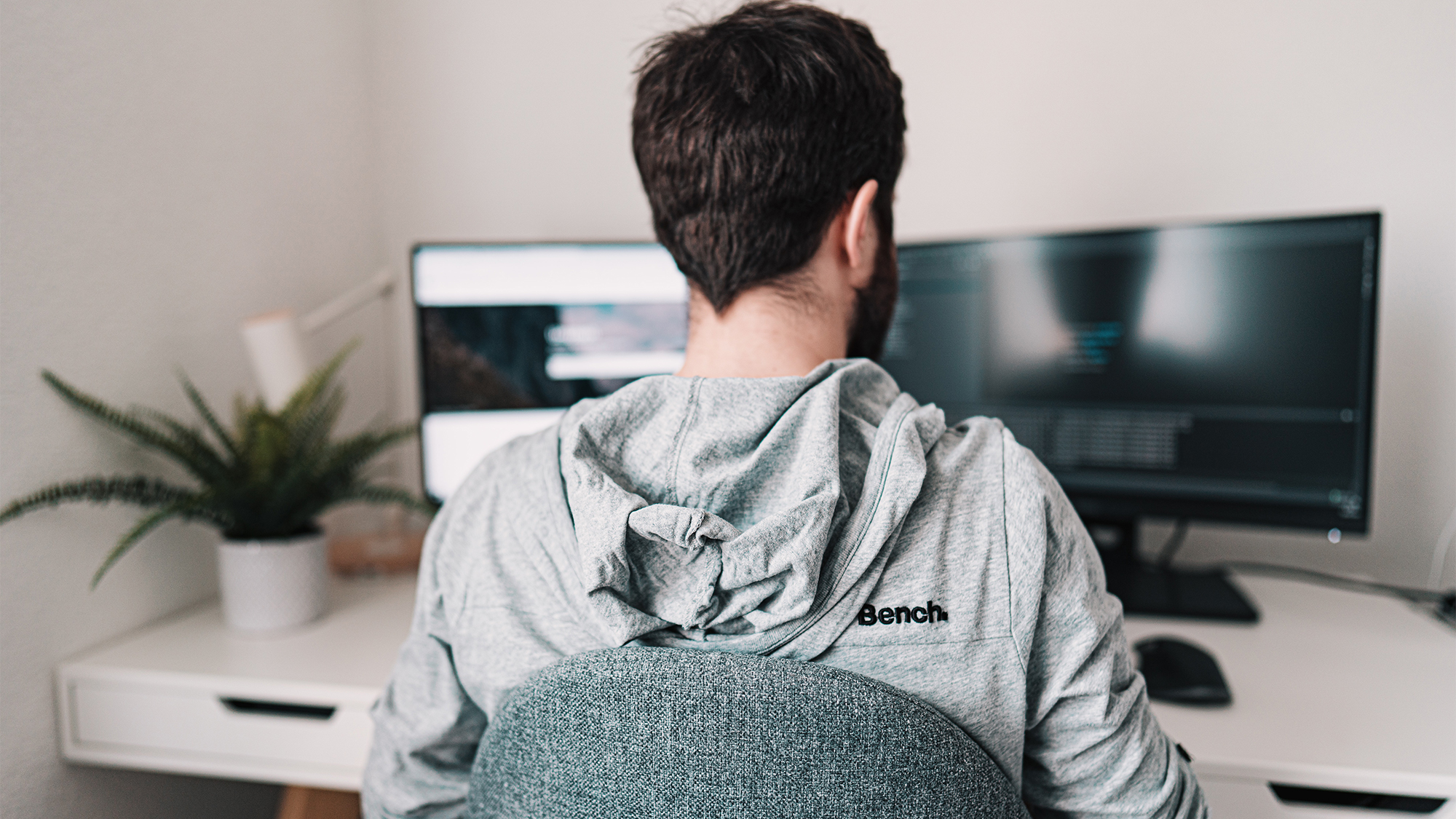 Working From Home? Seize the Opportunities This Provides Your Business!