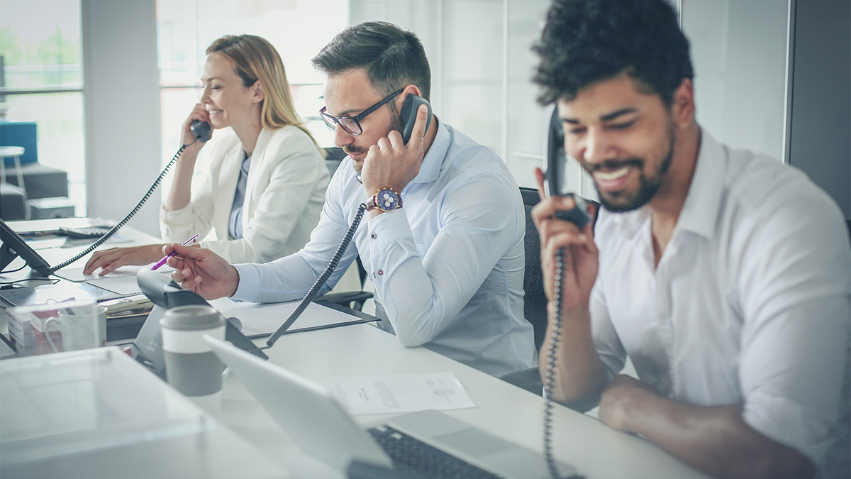 12 office phone system features available with VoIPstudio
