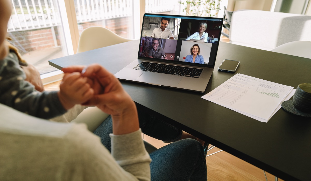 Managing communication problems in SMEs