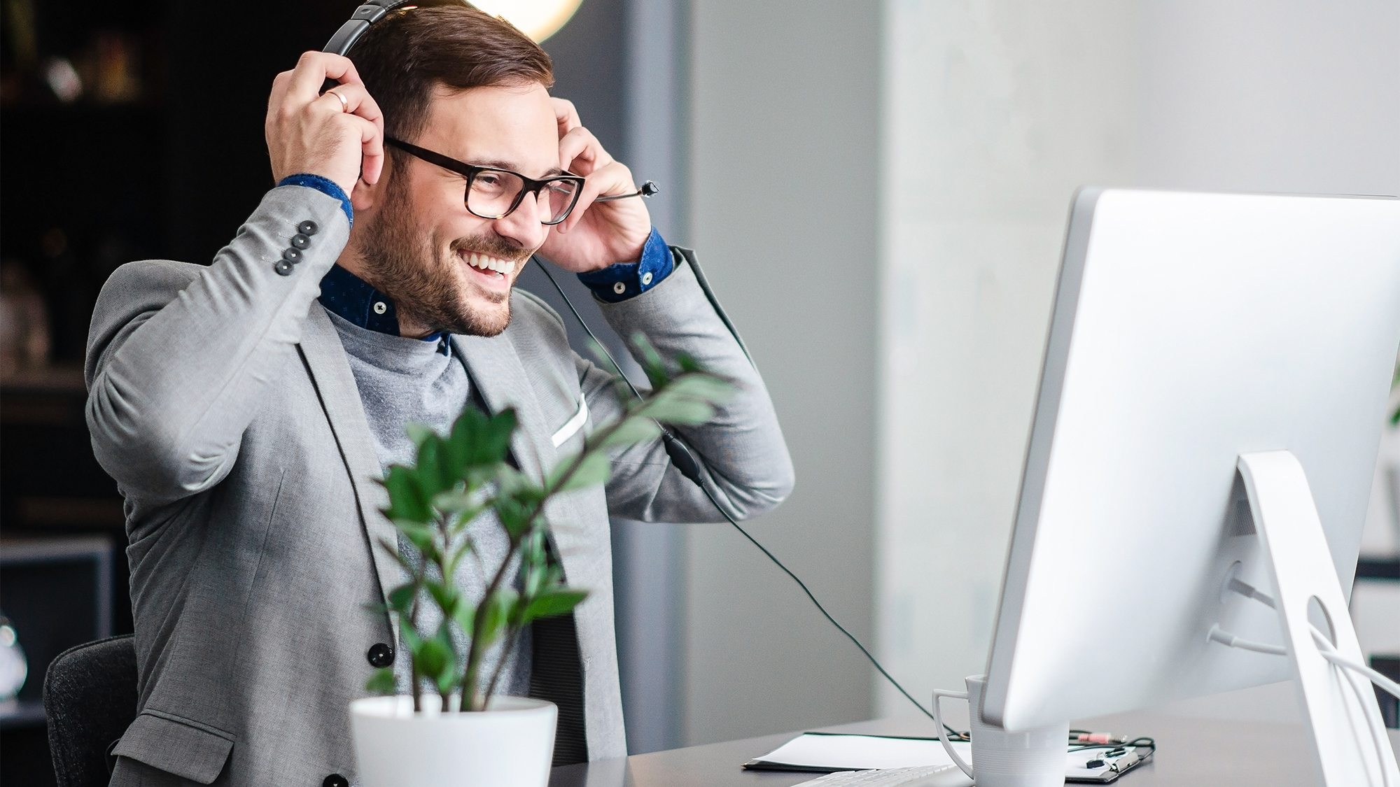What is a cloud telephone system?