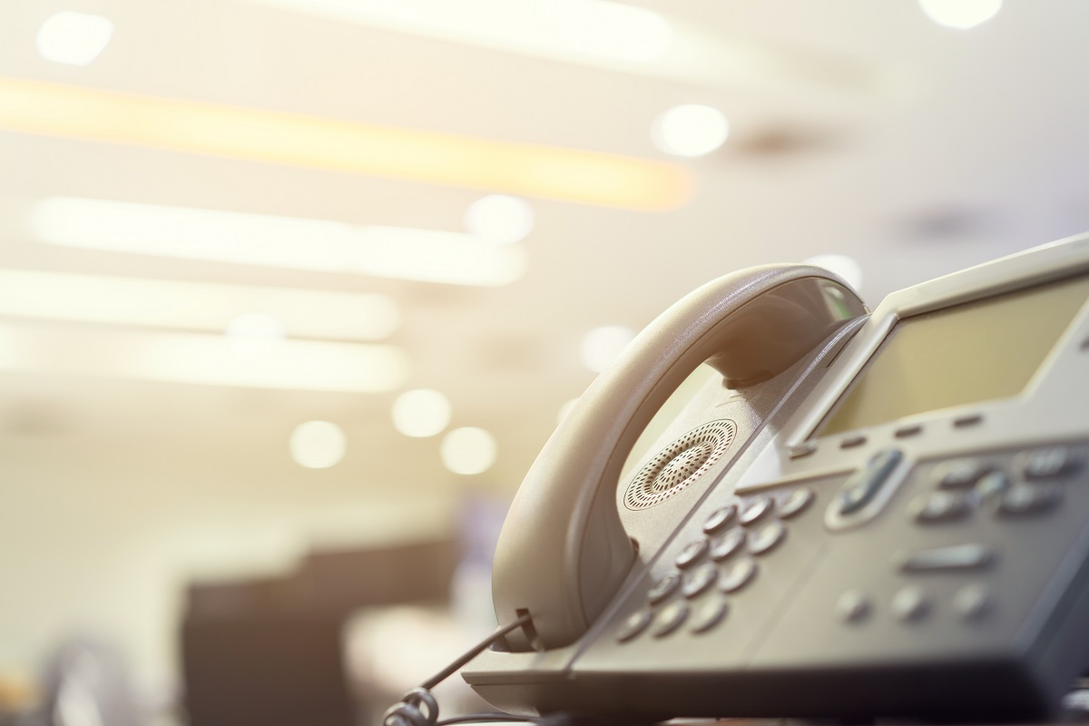 Check out how to select VoIP phones, and take a look to our review of all f...